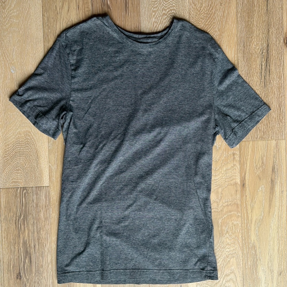Men’s H&M Slim Fit Tshirt